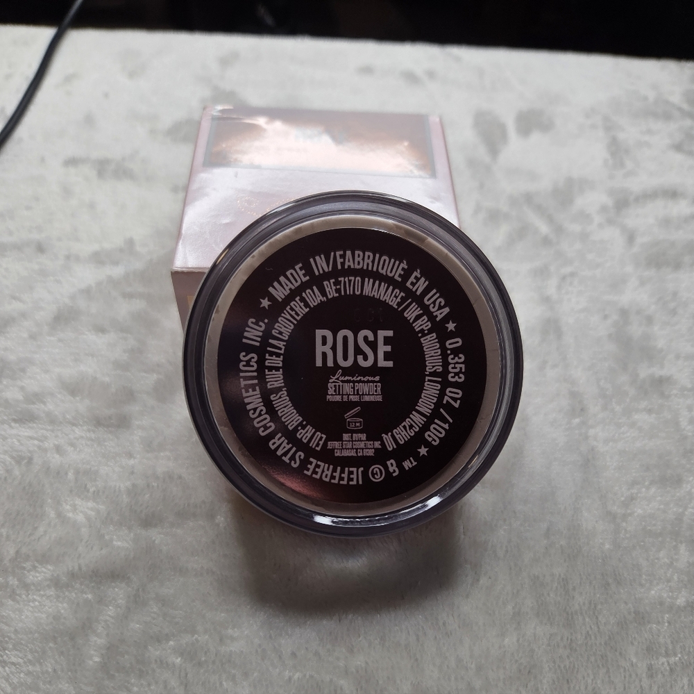 Jeffree Star ROSE Magic Star Setting Powder - Picture 8 of 8